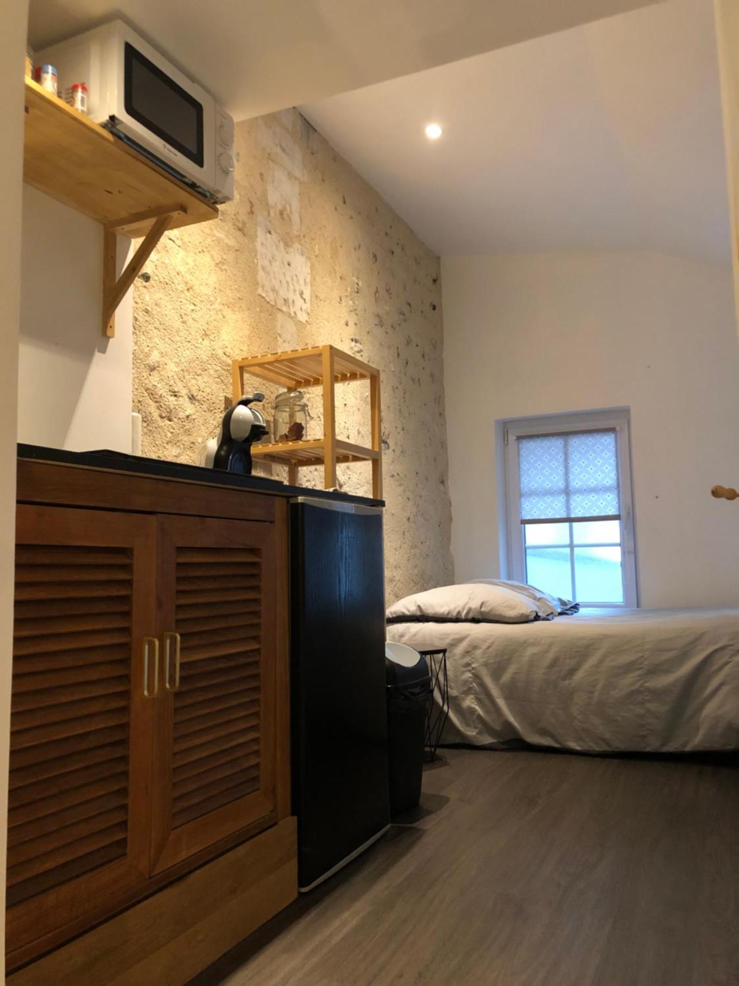 Le Studio Lägenhet Canteleu Exteriör bild